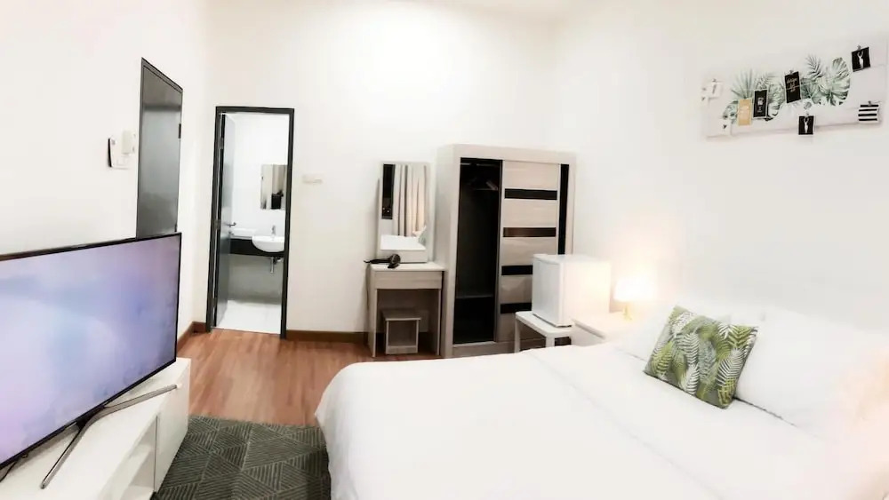 MaxStays - Max Home at Da Men Residences