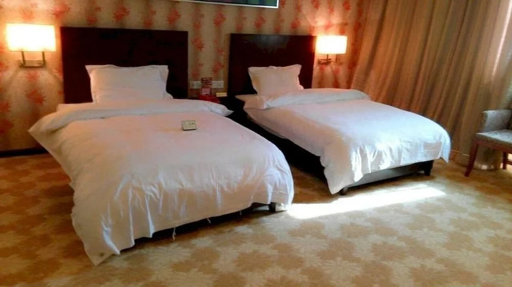 Yulin Mingdian Hotel