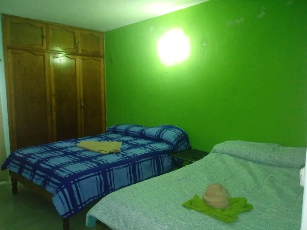 Hostal La Rivera Inn
