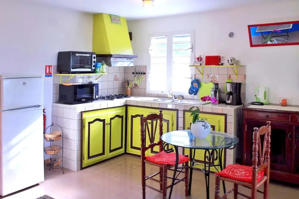 House With one Bedroom in Saint-louis, With Pool Access, Enclosed Gard