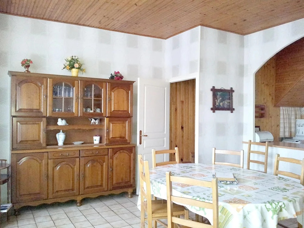 House With 3 Bedrooms in La Boissière-des-landes, With Enclosed Garden