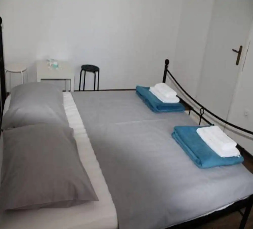 Apartments Mira