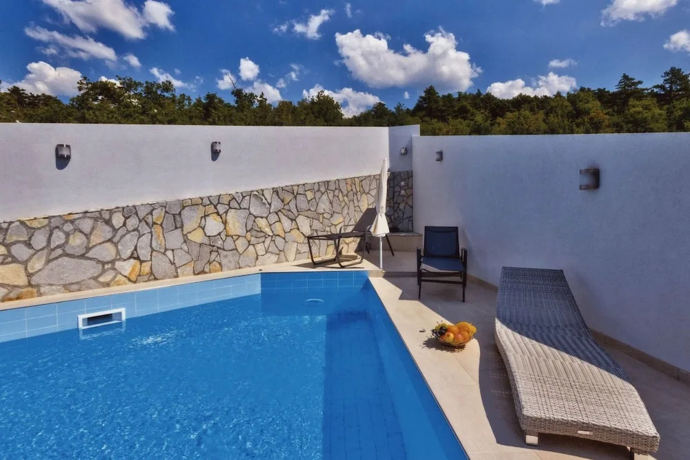 Apartments Manoy