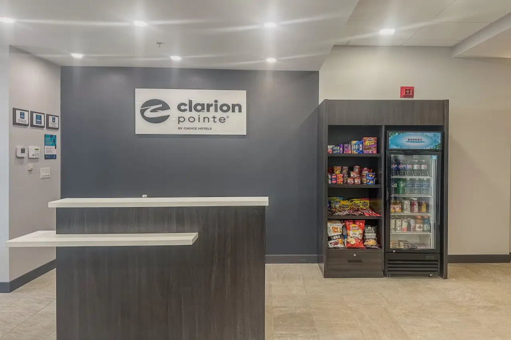 Clarion Pointe