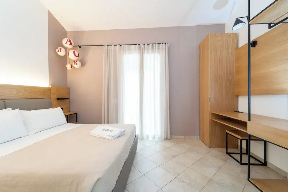 Elbitat Homes