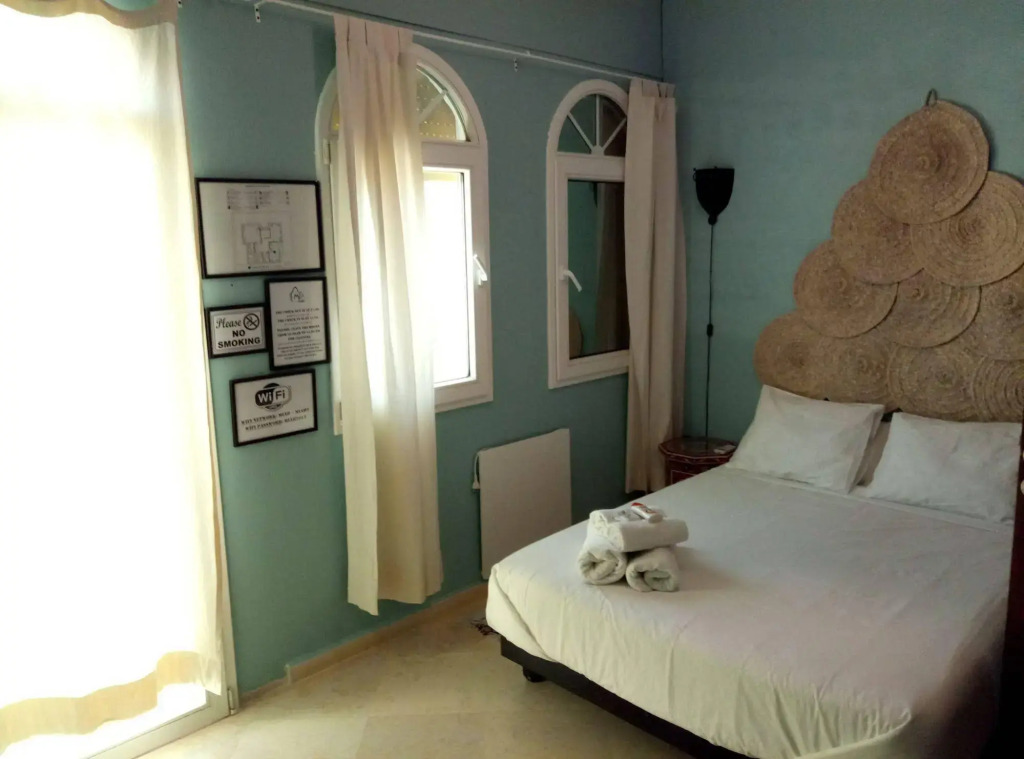 Mia Hostels