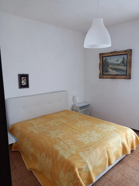 Seafront Apartment for Rent 6 Sleeps Skyscraper