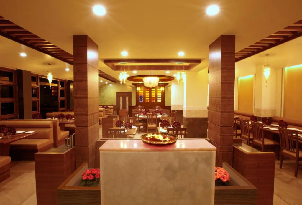 Club Emerald