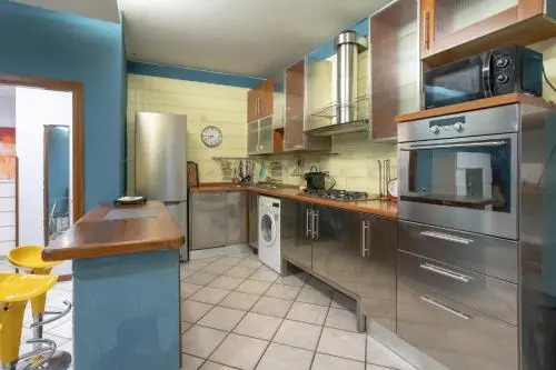 HomeHouse Giulio Cesare-San Pietro
