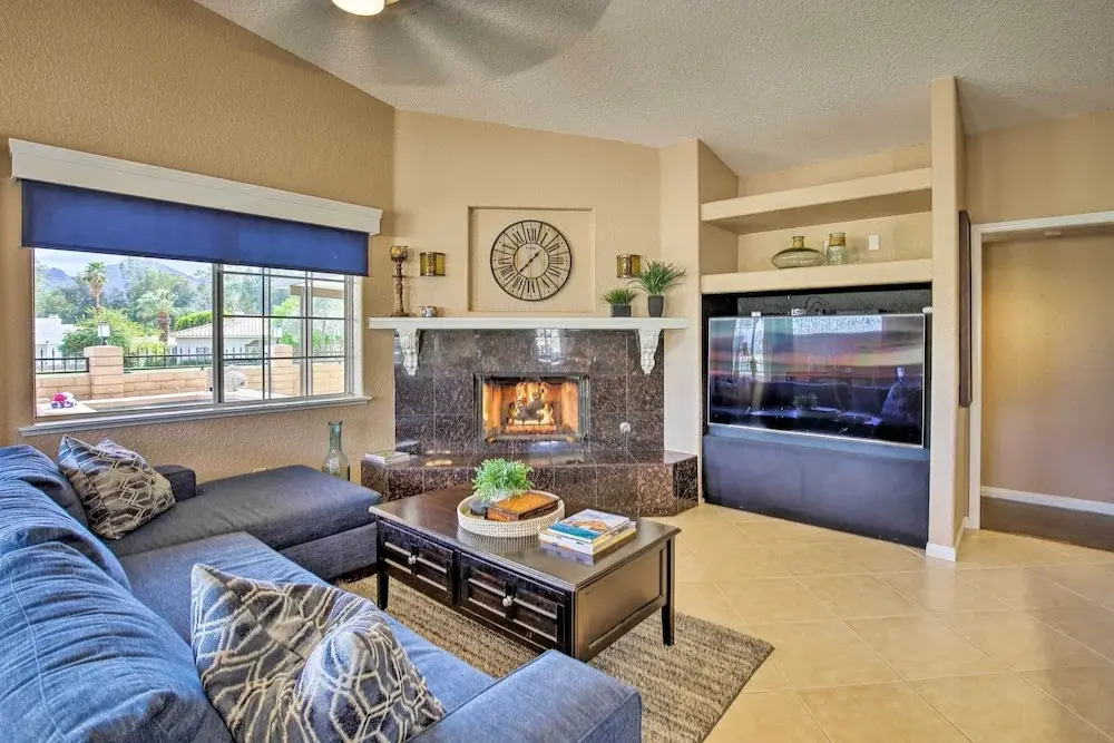 Pool/spa, Theater Room & Views: Palm Desert Home!