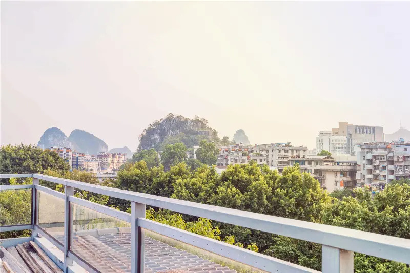Zen Tea House Elephant Trunk Hill Park船舍茶椐象山店