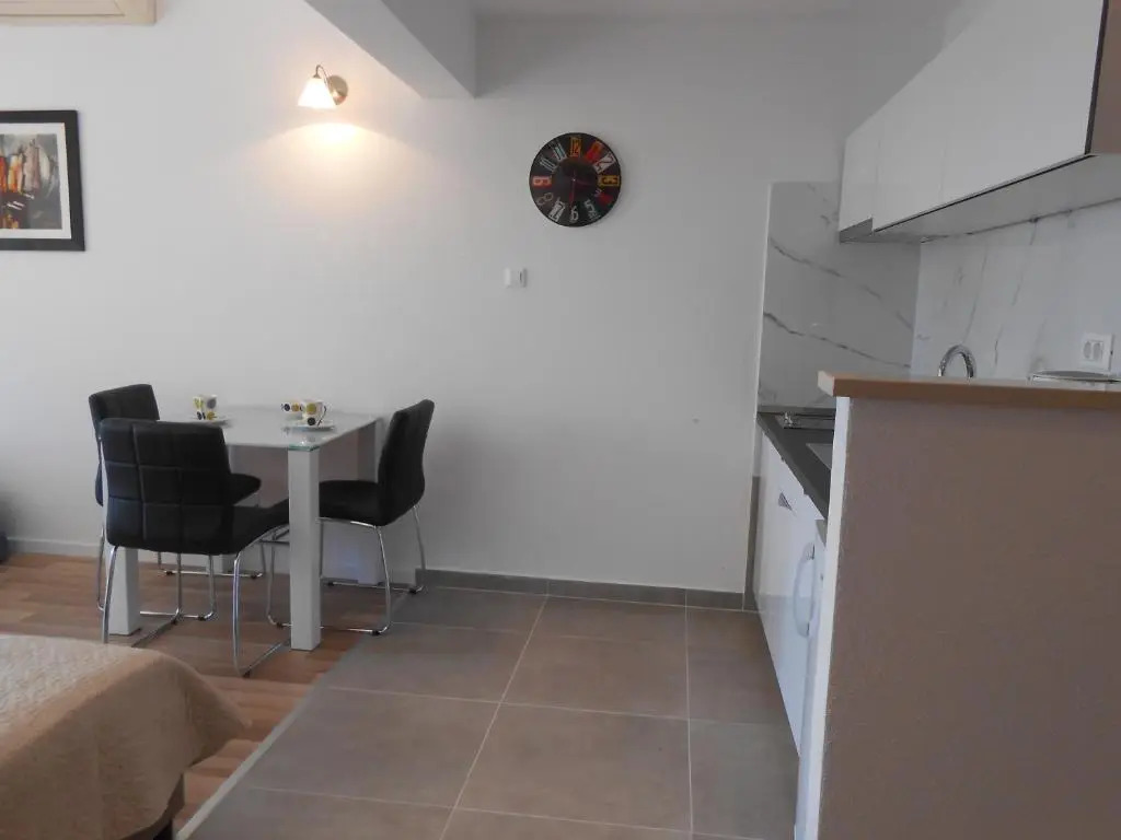 Apartments Nina M