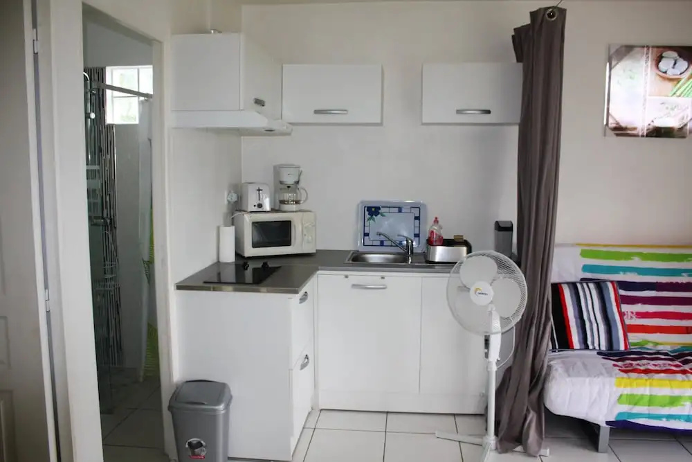 House With one Bedroom in Saint Paul, With Wonderful sea View, Enclose