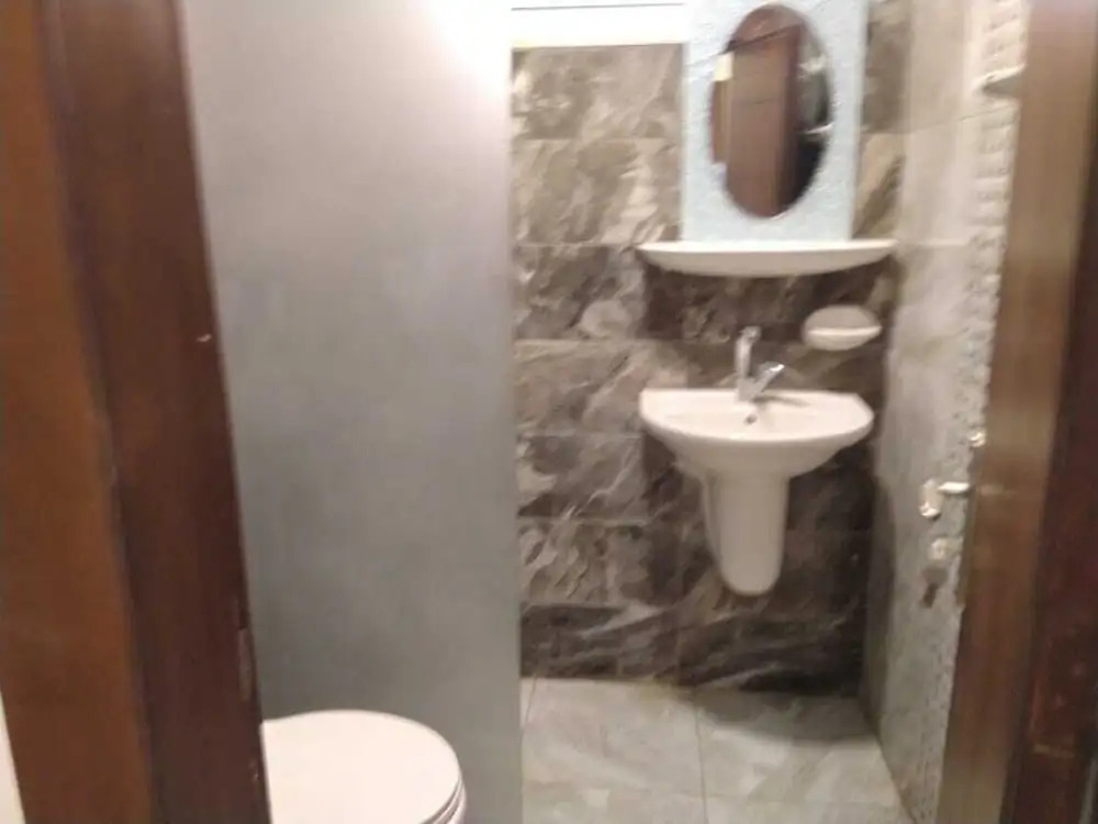 Neat Two Bedroom Apartment Close City