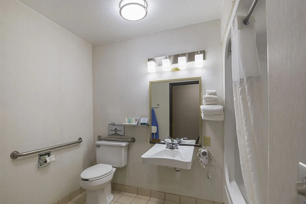 Quality Inn Waverly