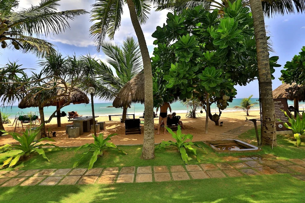 Sea Rock Villa