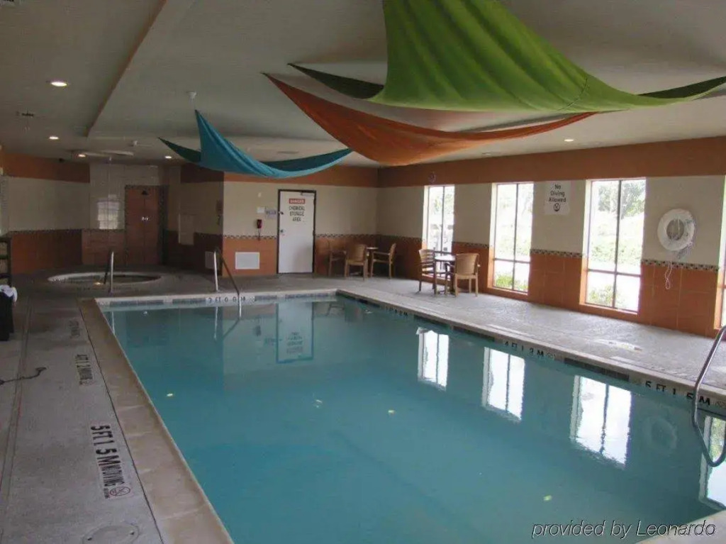 Holiday Inn Express & Suites Dallas East - Fair Park by IHG