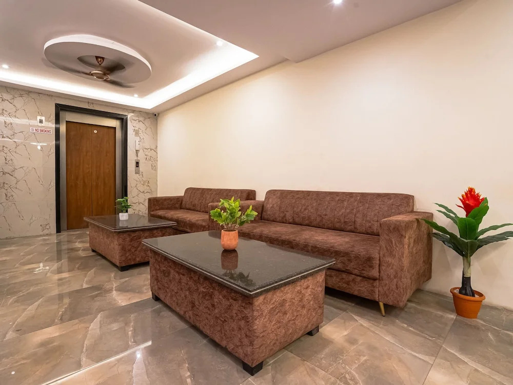 Hotel Grand Seasons
