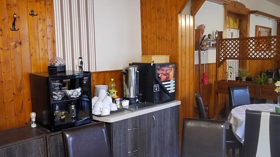 Tinódi Hotel és Étterem
