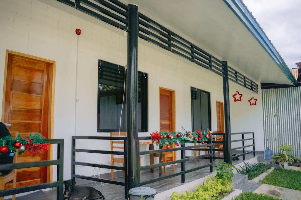 LPuerta Travel Inn