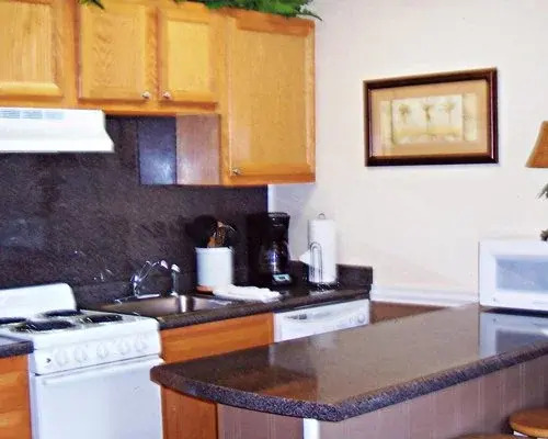 Beachfront Isle of Palms Condo w/ Balcony & Pool!