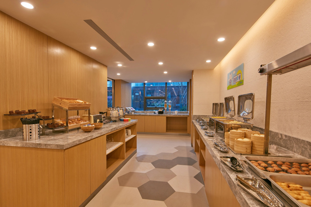 Holiday Inn Express Nantong Textile City by IHG