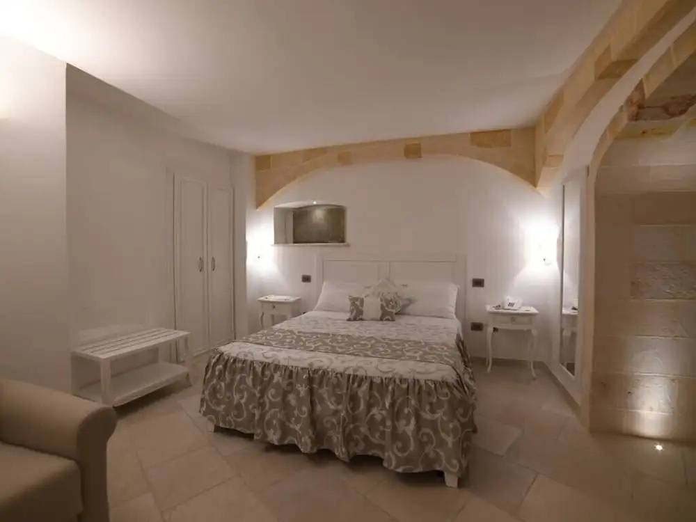 PLAZACARRISI HOTEL & SPA