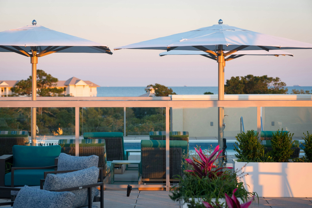 Отель Courtyard by Marriott Hilton Head Island