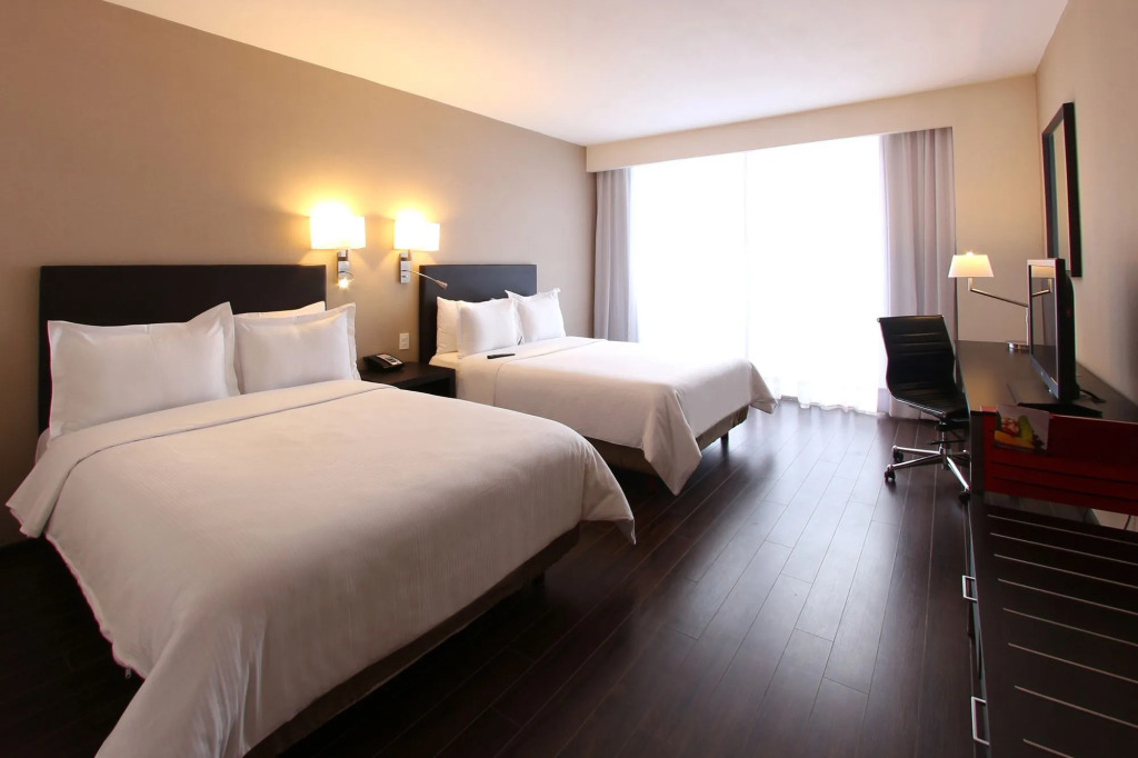 Fiesta Inn Express Queretaro Constituyentes
