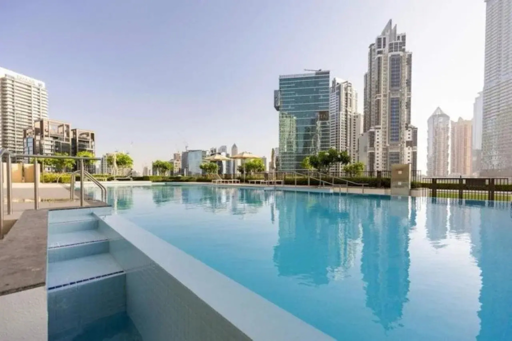 Luxury 1-Bedroom Apartment At Burj Crown.