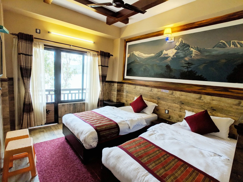 Hotel Forest Lake Backpackers Hostel