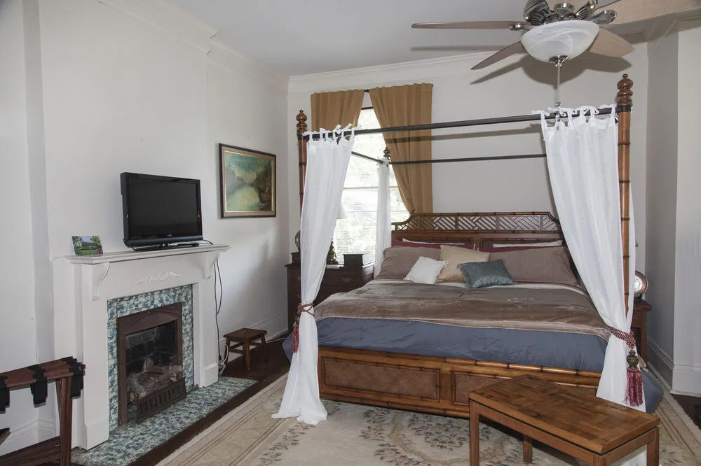Audubon Park House Bed and Breakfast