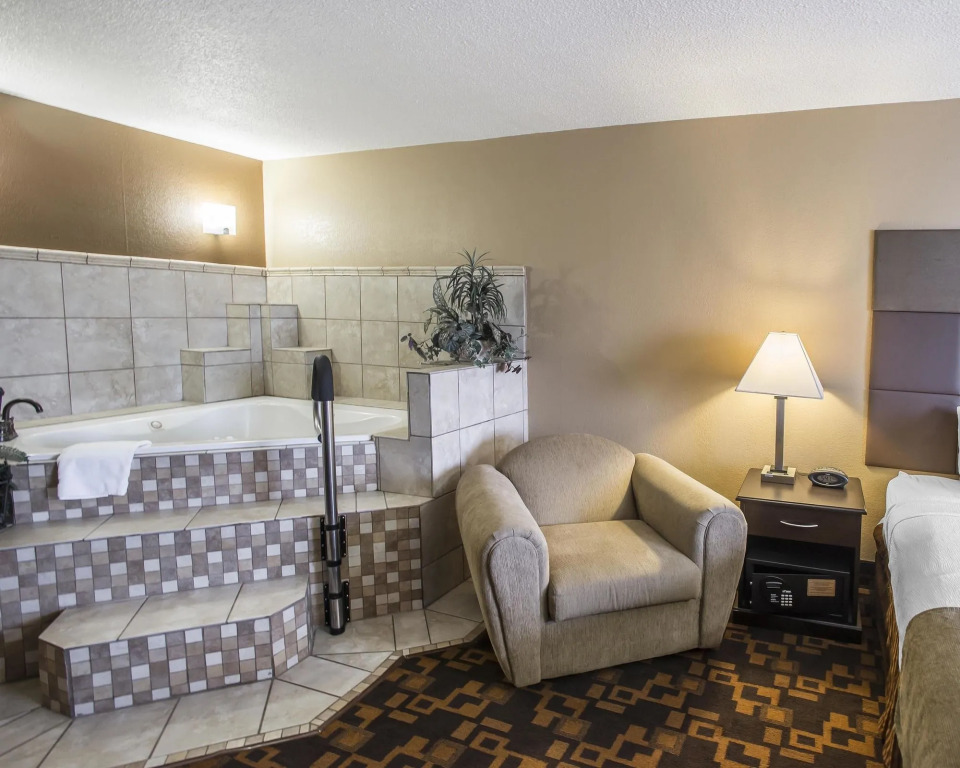Quality Inn & Suites Denver Stapleton