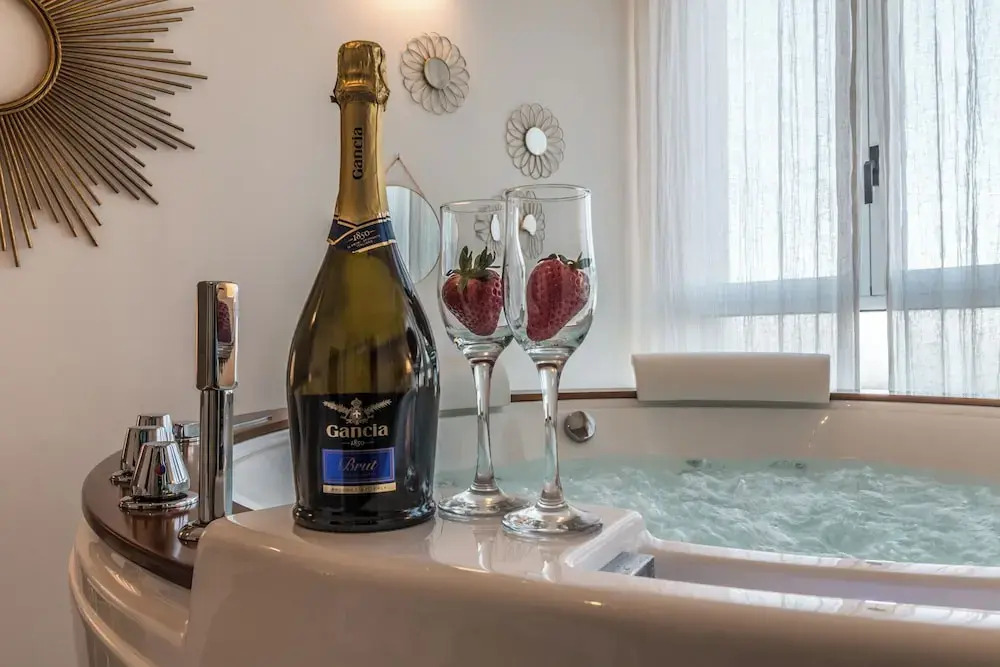 4 Star Suite SPA