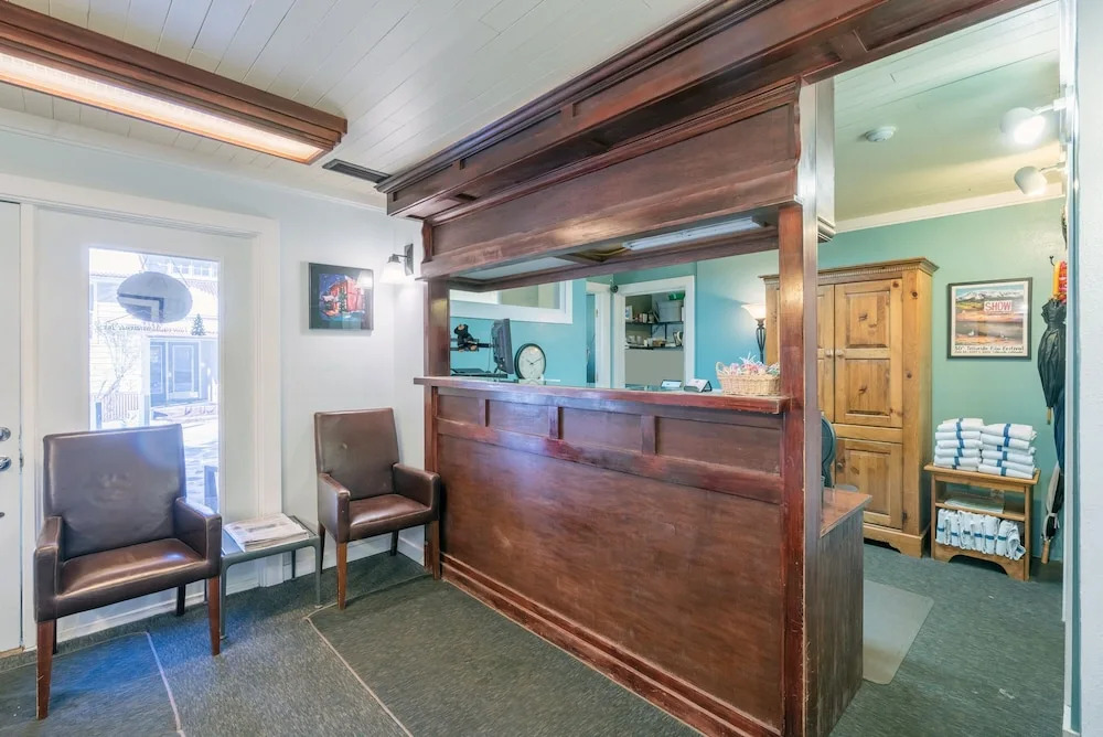 Mountainside Inn 106 1 Bedroom Condo by Alpine Lodging Telluride
