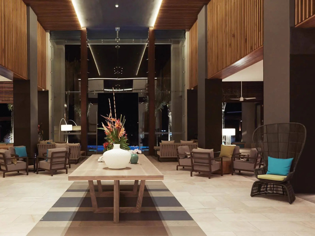Eden Bleu Hotel