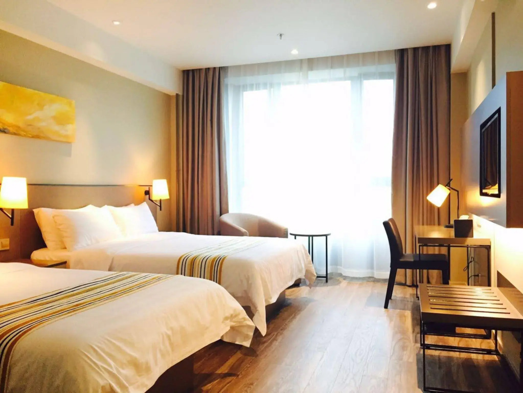 Homeinn Plus Qingdao Badaguan Taipingjiao Branch