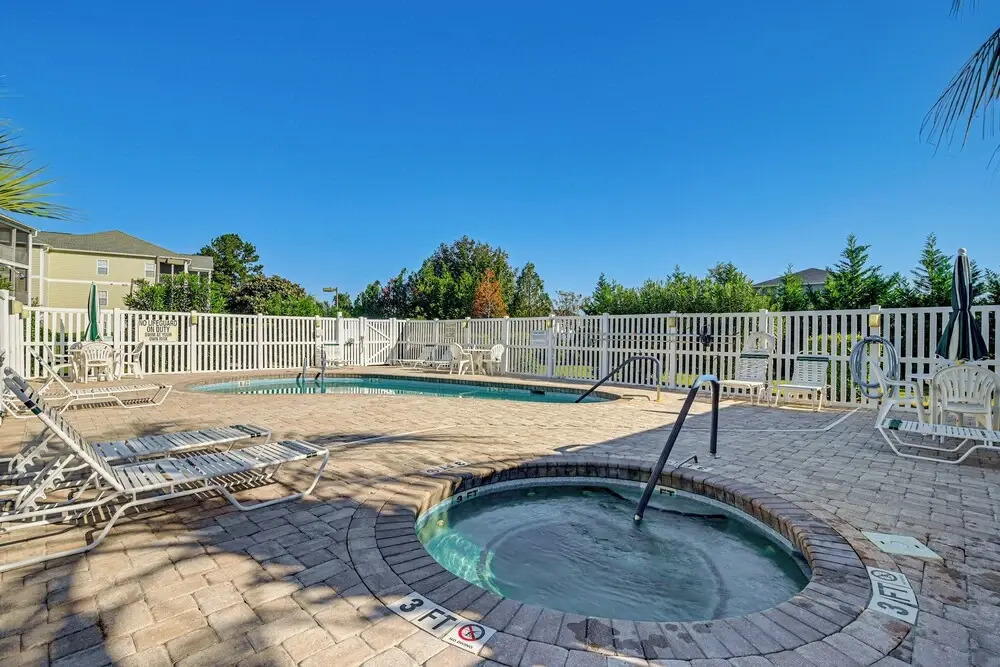 3 Mi to Surfside Beach! 1st-floor End Unit w/ Pool