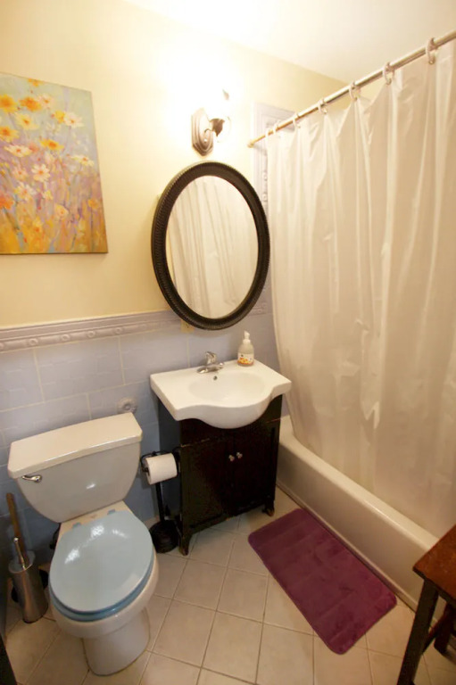 Luxury Suites Lenox Ave