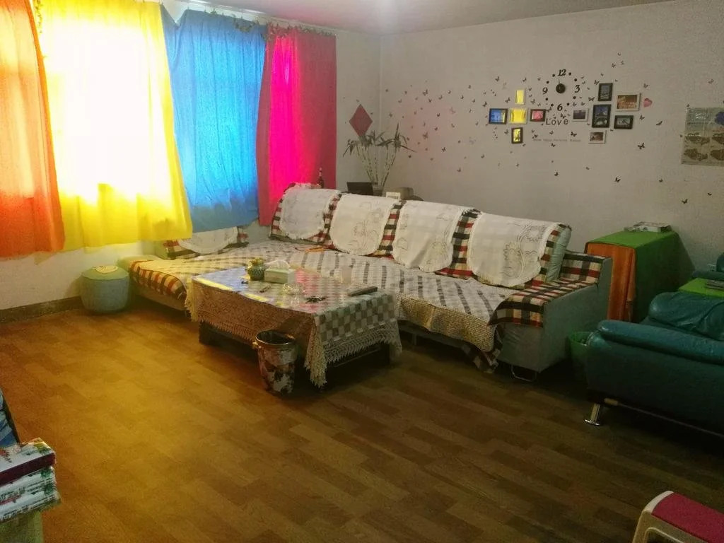 SevenColor Space Hostel