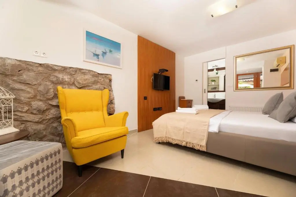 Apartments Ana