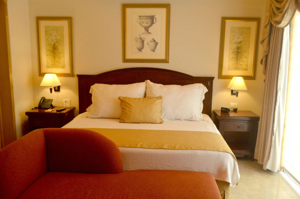 Hotel Hacienda Real