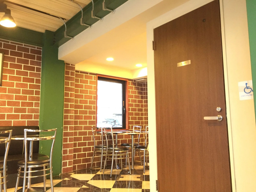Family Inn Fiftys Osaka
