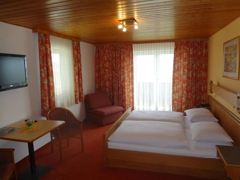 Hotel Schneeweiss