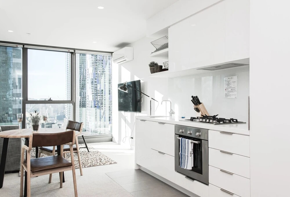EPORO Tower Modern Apartments Melbourne Central CBD