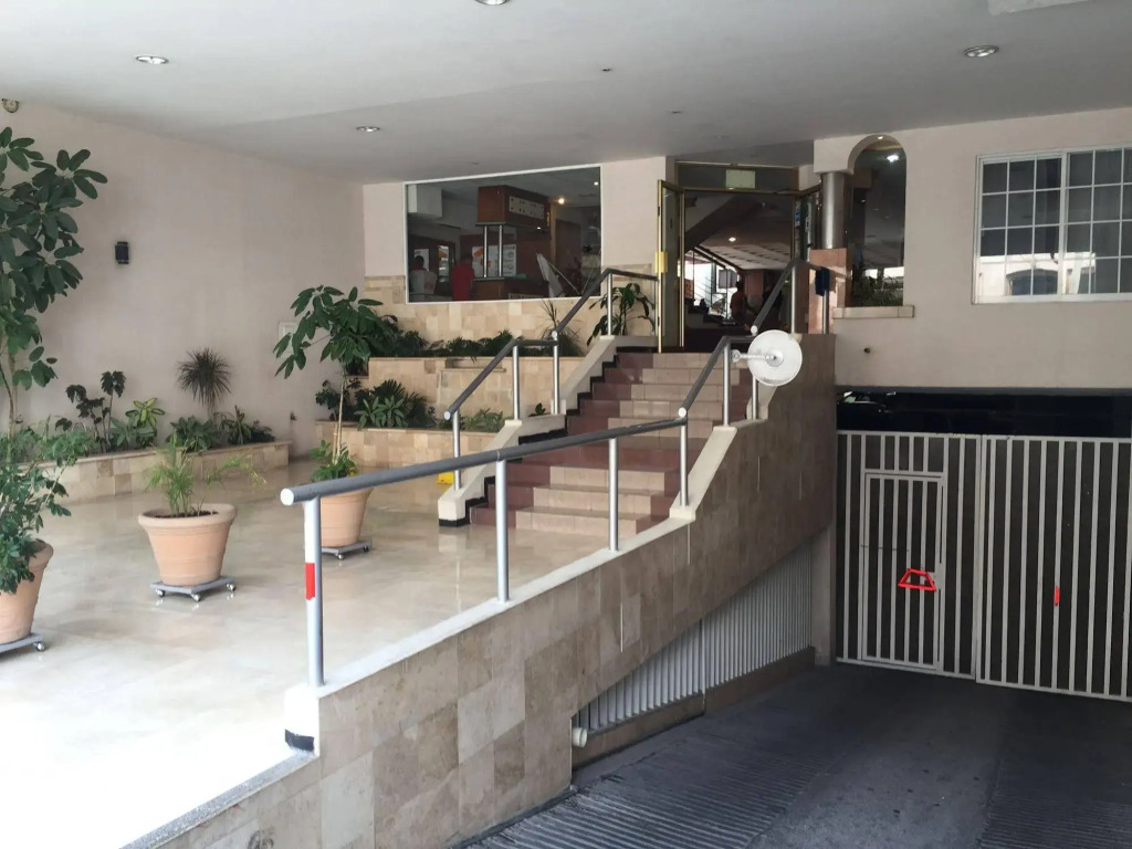 Hotel Enterprise Inn Plaza