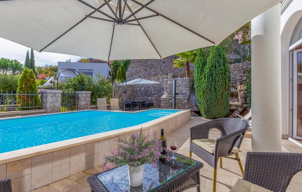 Lovely Home In Veprinac