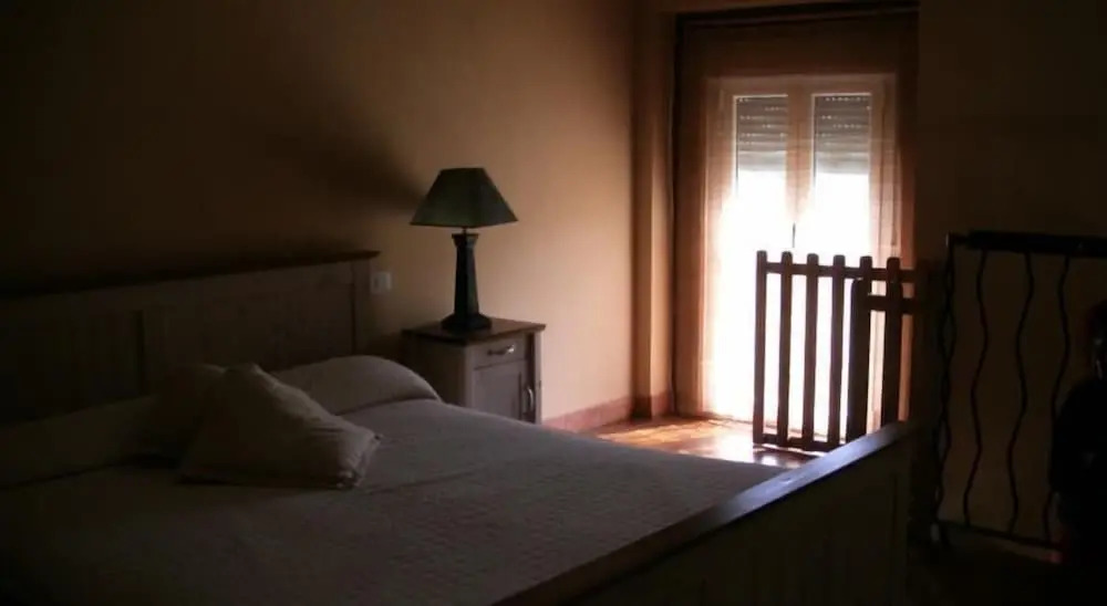 Hotel Rural Tres Mentiras