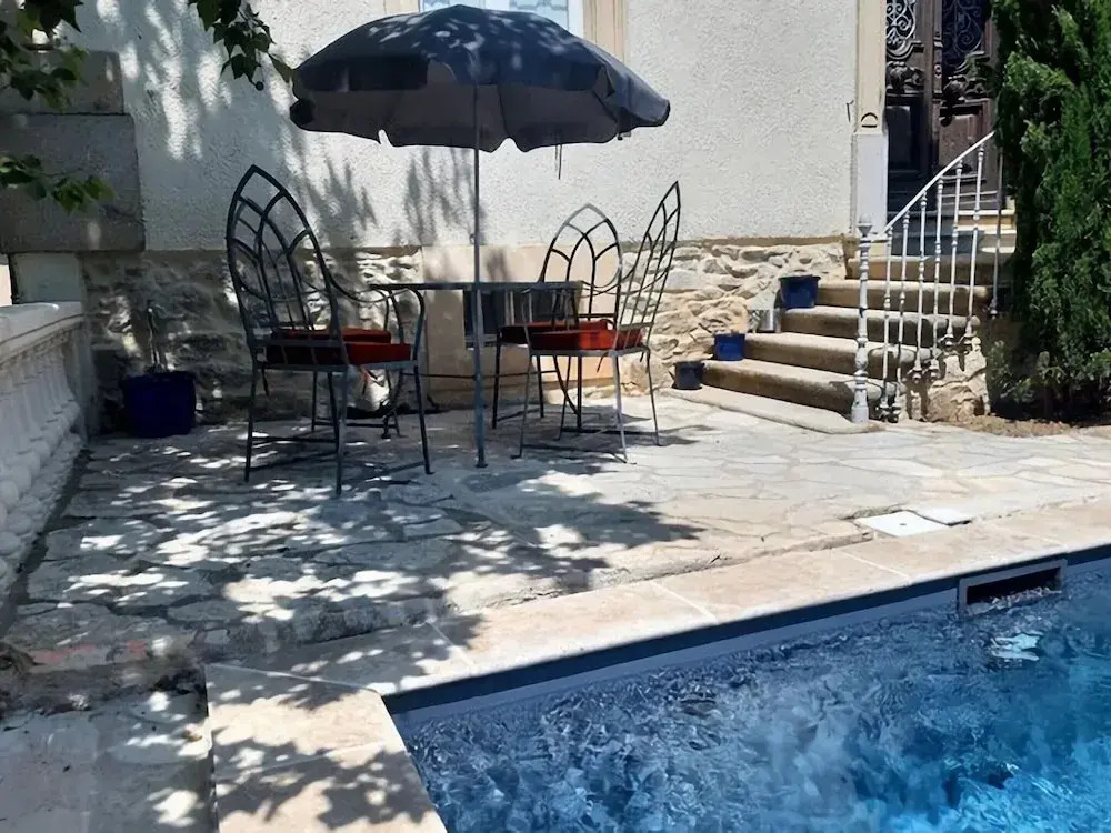 Elegant Holiday Home Near the Canal du Midi