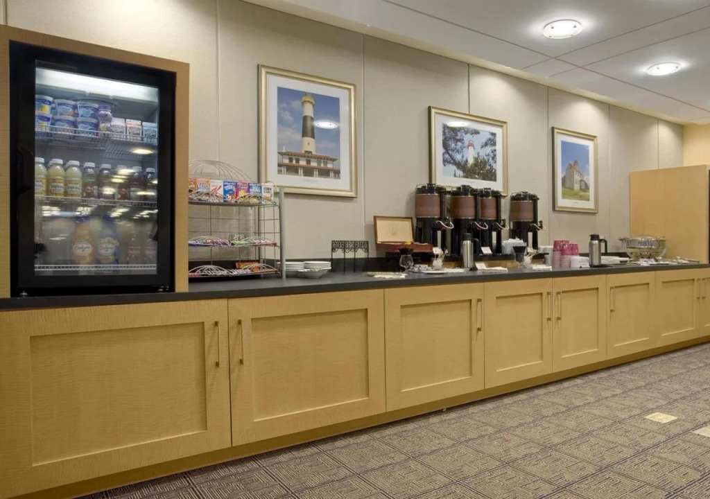 Hilton East Brunswick